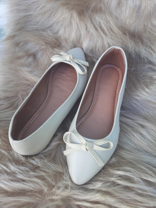 Sapatilha Confort Off White - Imagem 2