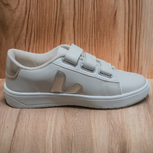 Tênis Velcro